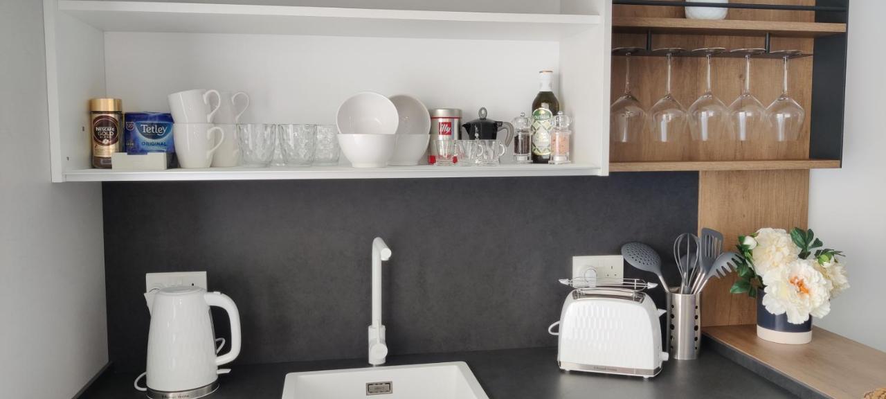 סליאמה Ideal Location, Stylish 1Br Apartment With Free Parking מראה חיצוני תמונה