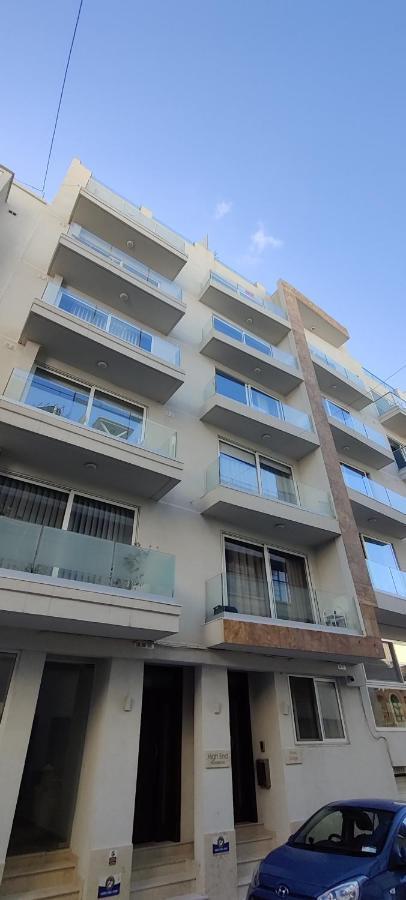 סליאמה Ideal Location, Stylish 1Br Apartment With Free Parking מראה חיצוני תמונה